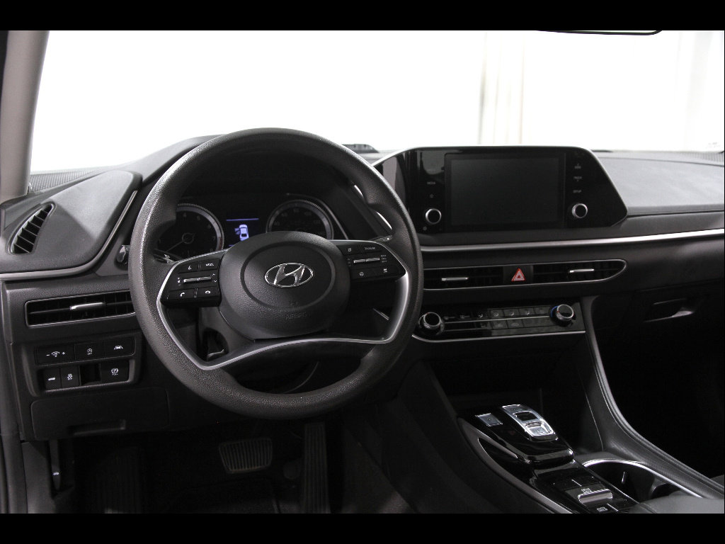 Used 2023 Hyundai Sonata SE FWD image 6