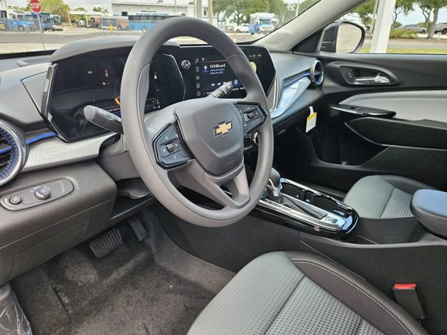 New 2026 Chevrolet Trax LT w/ Sunroof Package FWD image 12