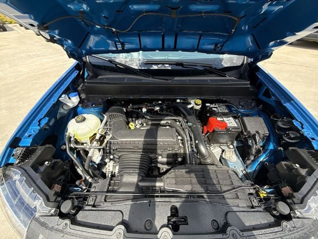 Used 2025 Ford Maverick Lariat image 25