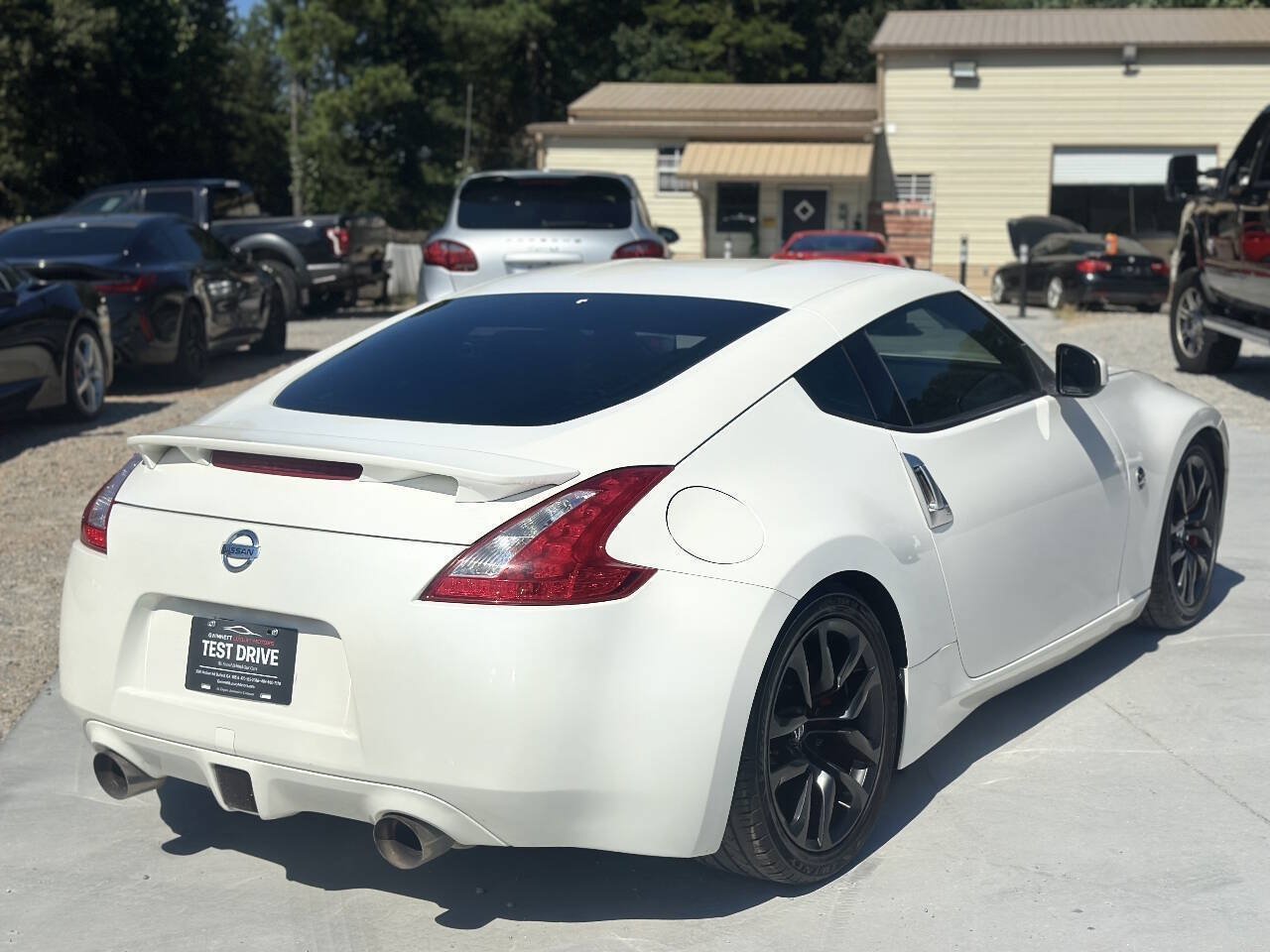 Used 2012 Nissan 370Z Coupe w/ Sport Pkg RWD image 9