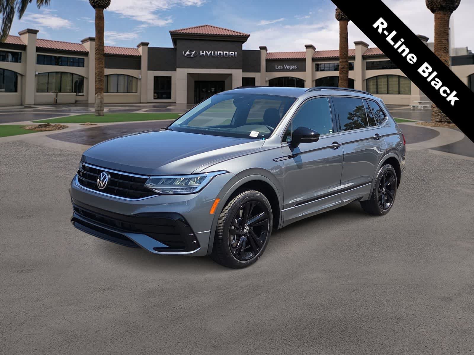 Used 2023 Volkswagen Tiguan SE R-Line FWD image 4