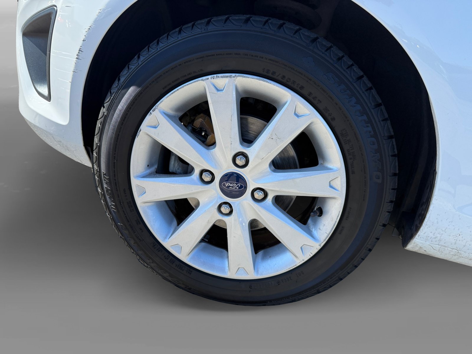 Used 2013 Ford Fiesta SE FWD image 9
