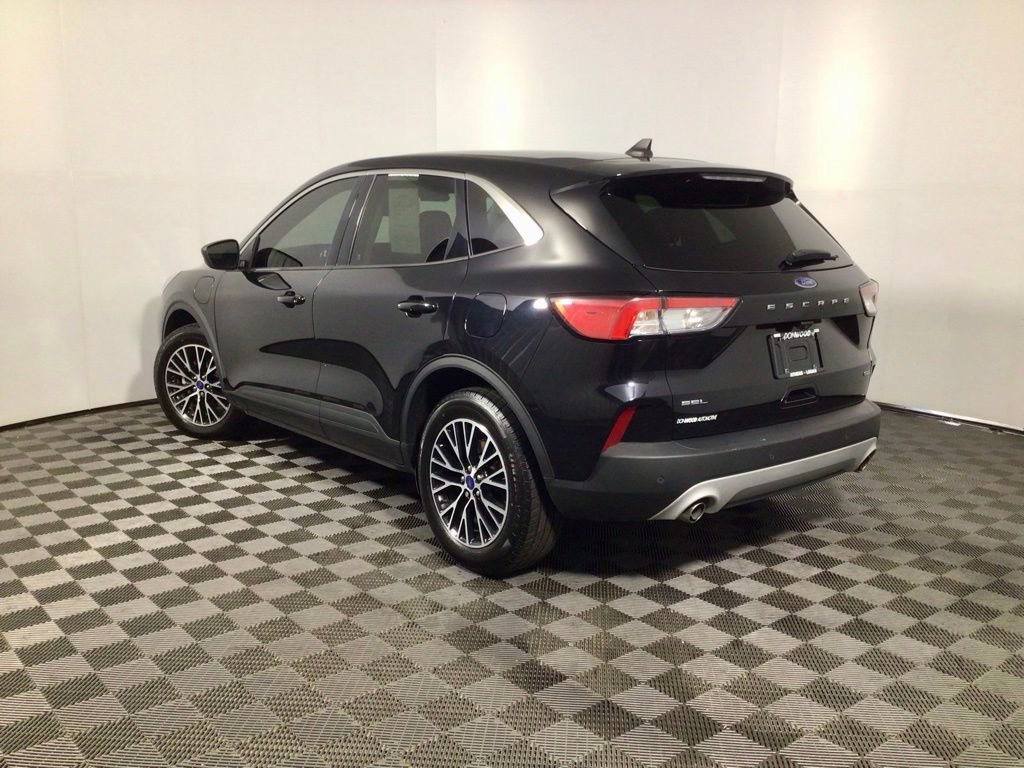 Used 2022 Ford Escape SEL w/ Technology Package image 10