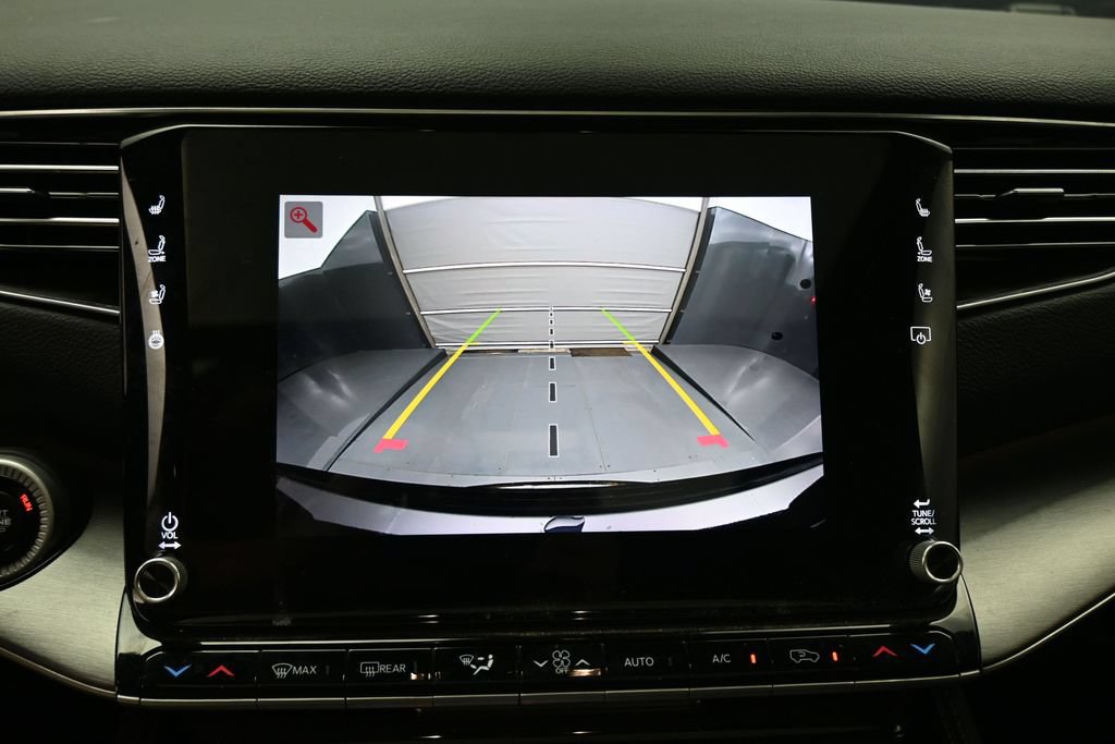 Used 2025 Jeep Wagoneer 4WD image 24