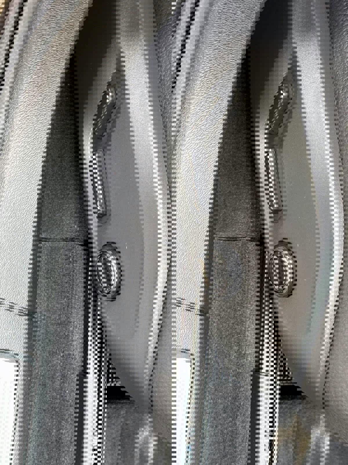 Used 2025 Volvo XC60 B5 Plus image 10