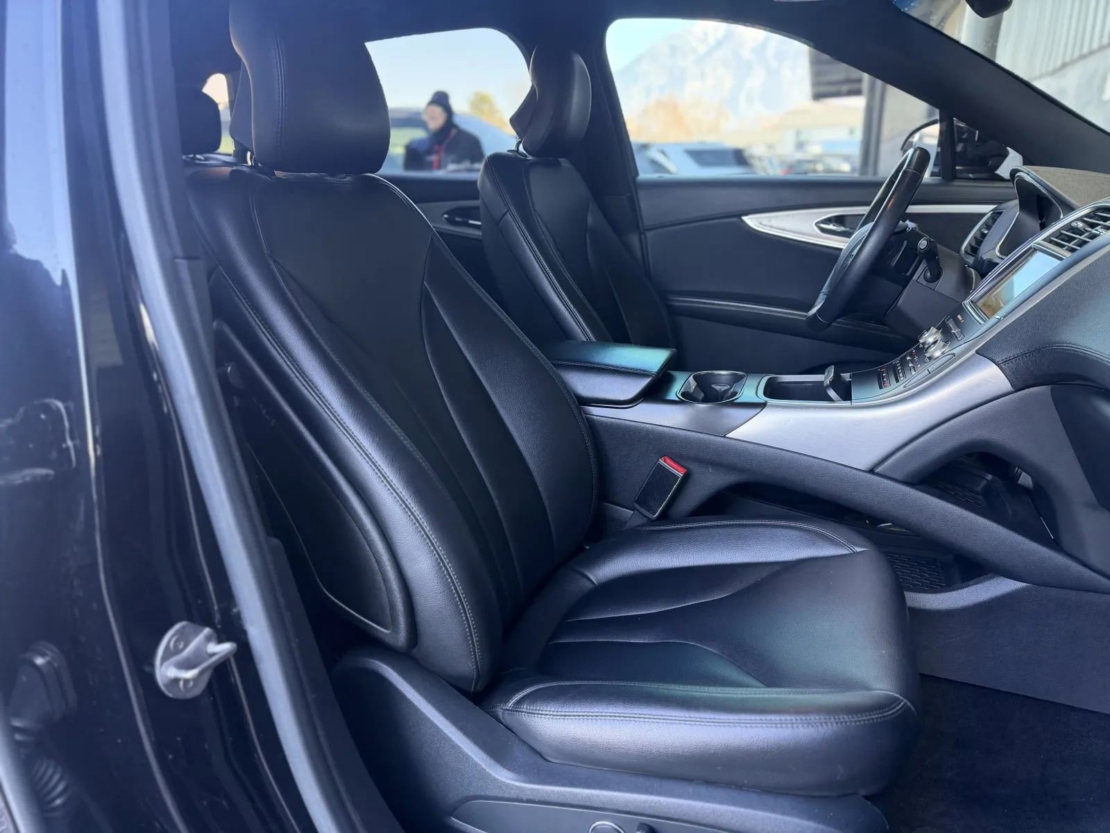 Used 2016 Lincoln MKX Premiere FWD image 19