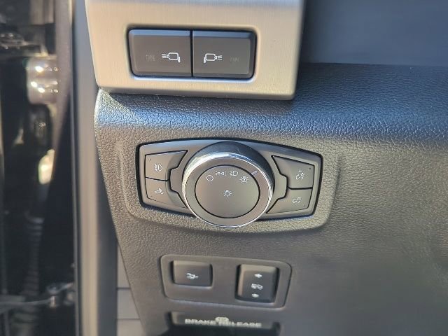 Used 2020 Ford F350 Platinum w/ Tremor Off-Road Package AWD/4WD image 15