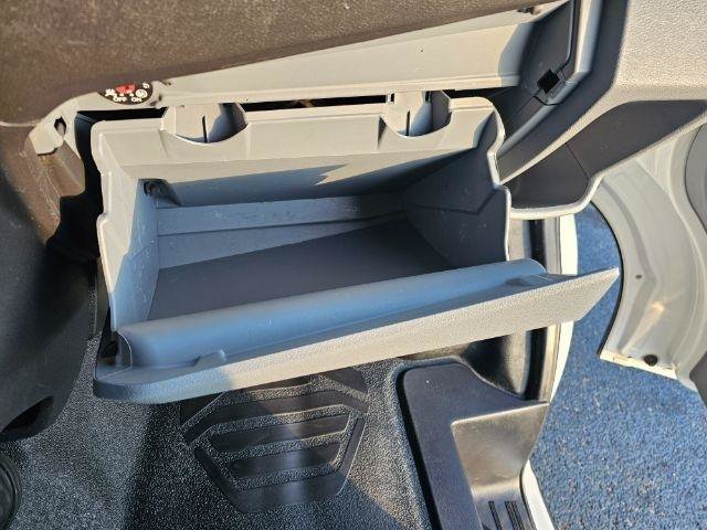 Used 2016 Ford Transit 250 130 Medium Roof RWD image 18