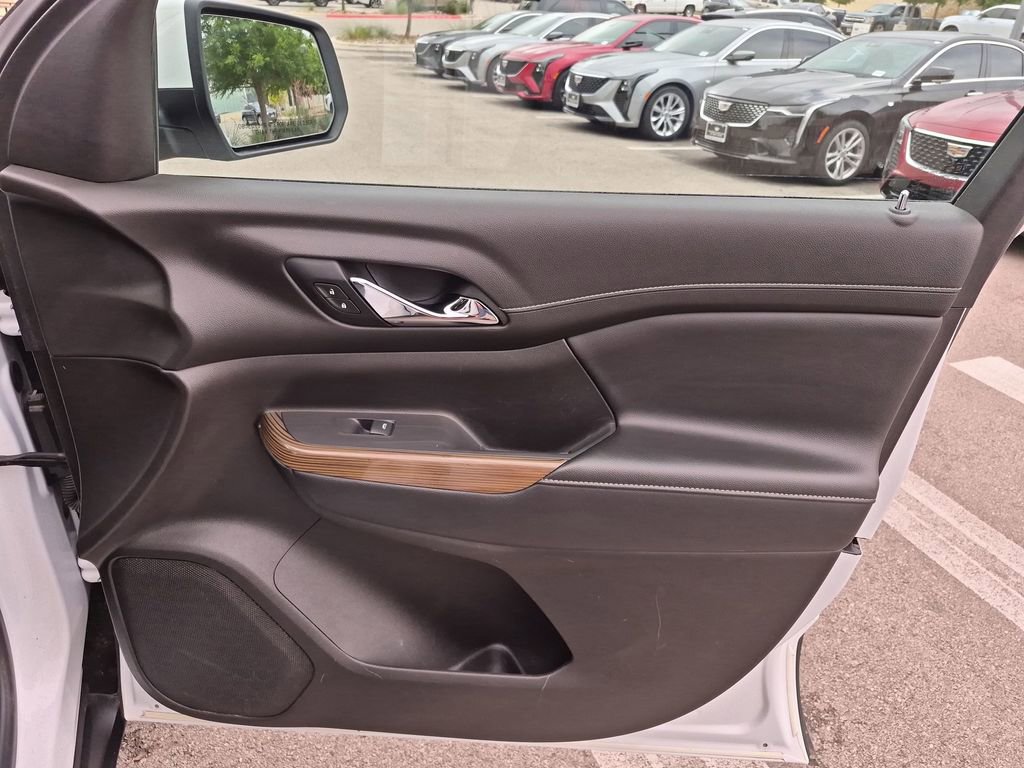 Used 2021 GMC Acadia SLE FWD image 39