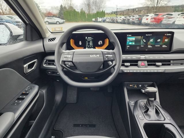 New 2026 Kia K4 FWD image 18