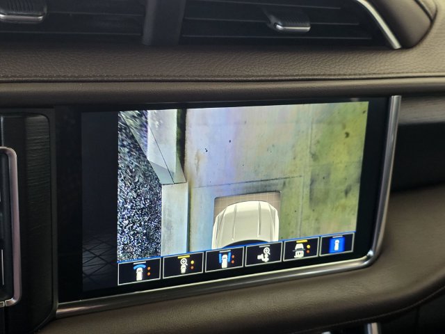 Used 2022 GMC Yukon XL Denali RWD image 27