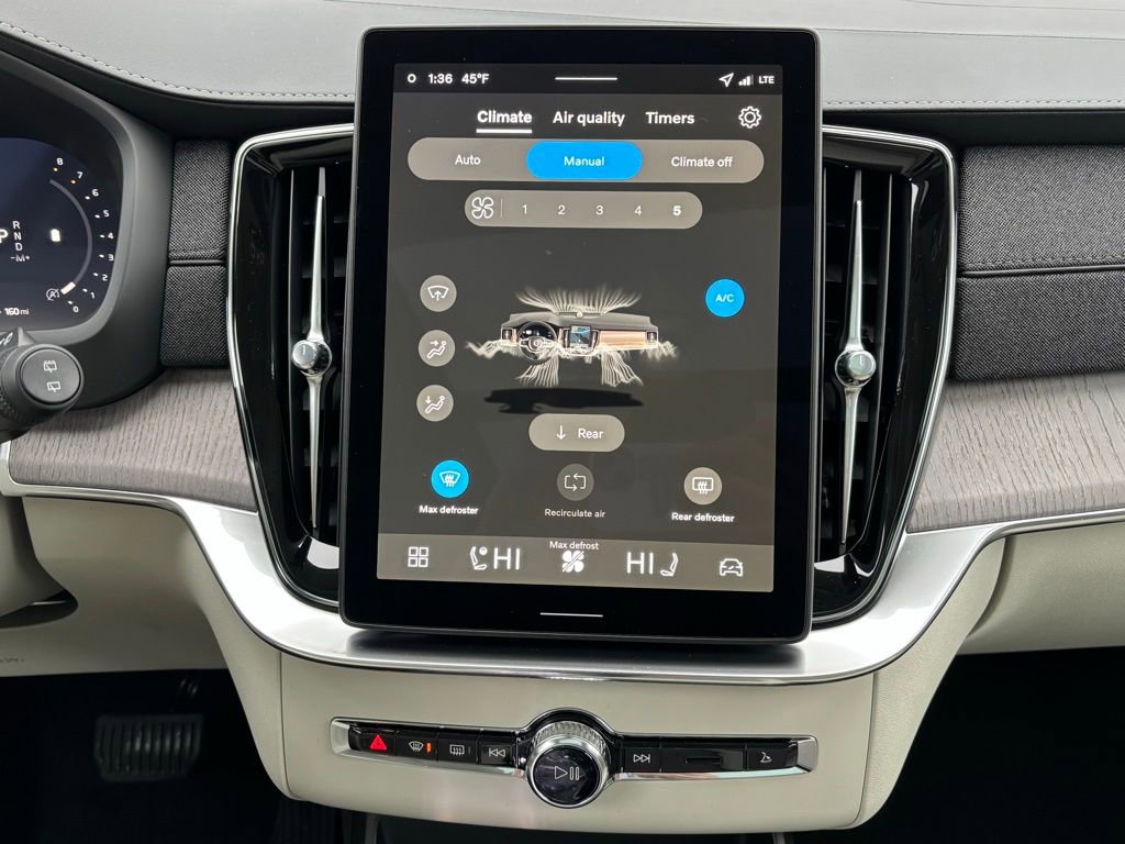 New 2026 Volvo XC90 B6 Ultra w/ Protection Package AWD/4WD image 14