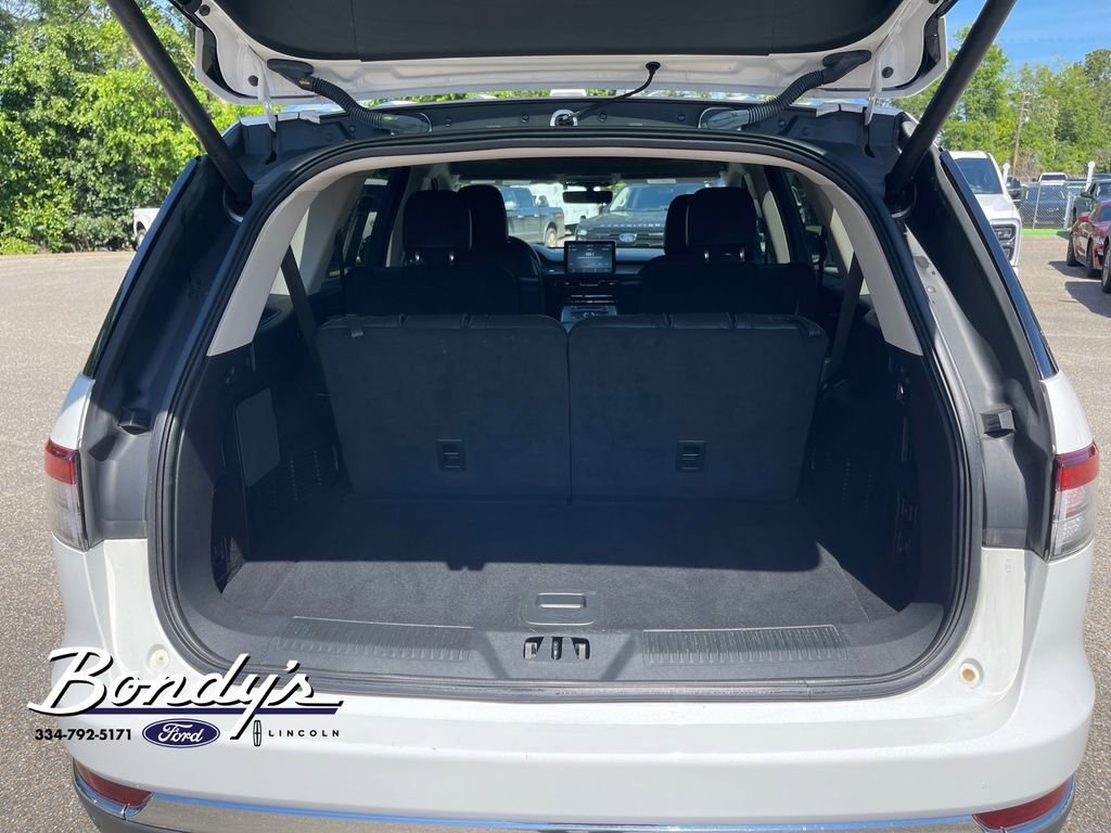Used 2023 Lincoln Aviator AWD w/ Premium Package image 14