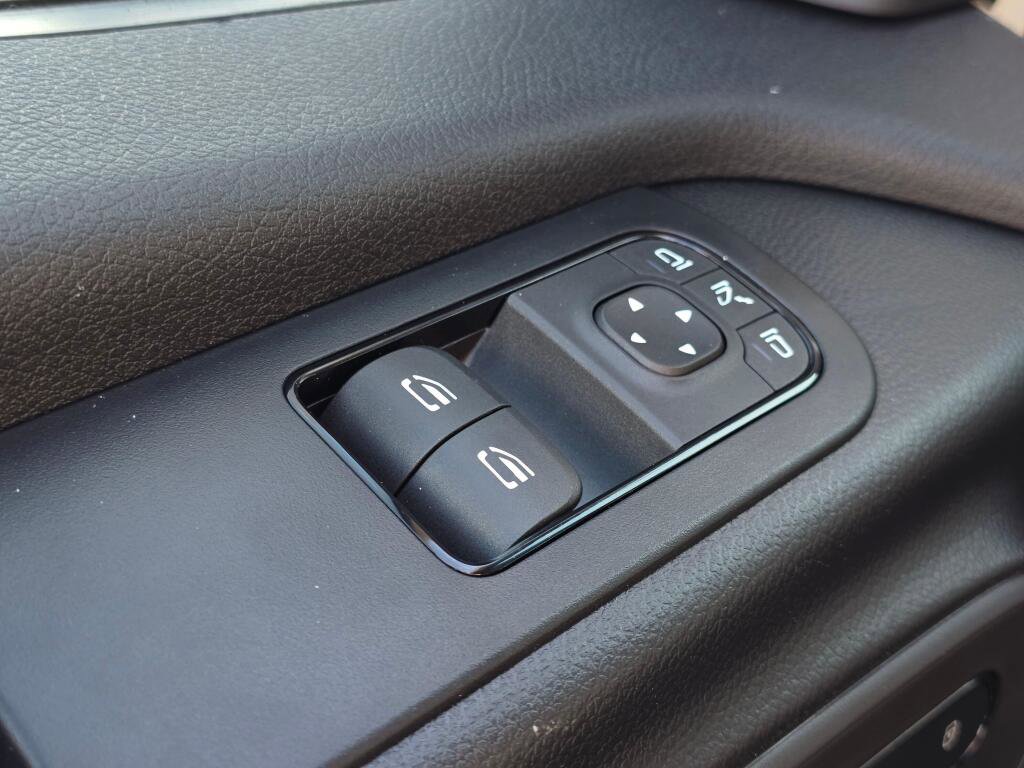 New 2026 Mercedes-Benz Sprinter 144 Cargo image 30