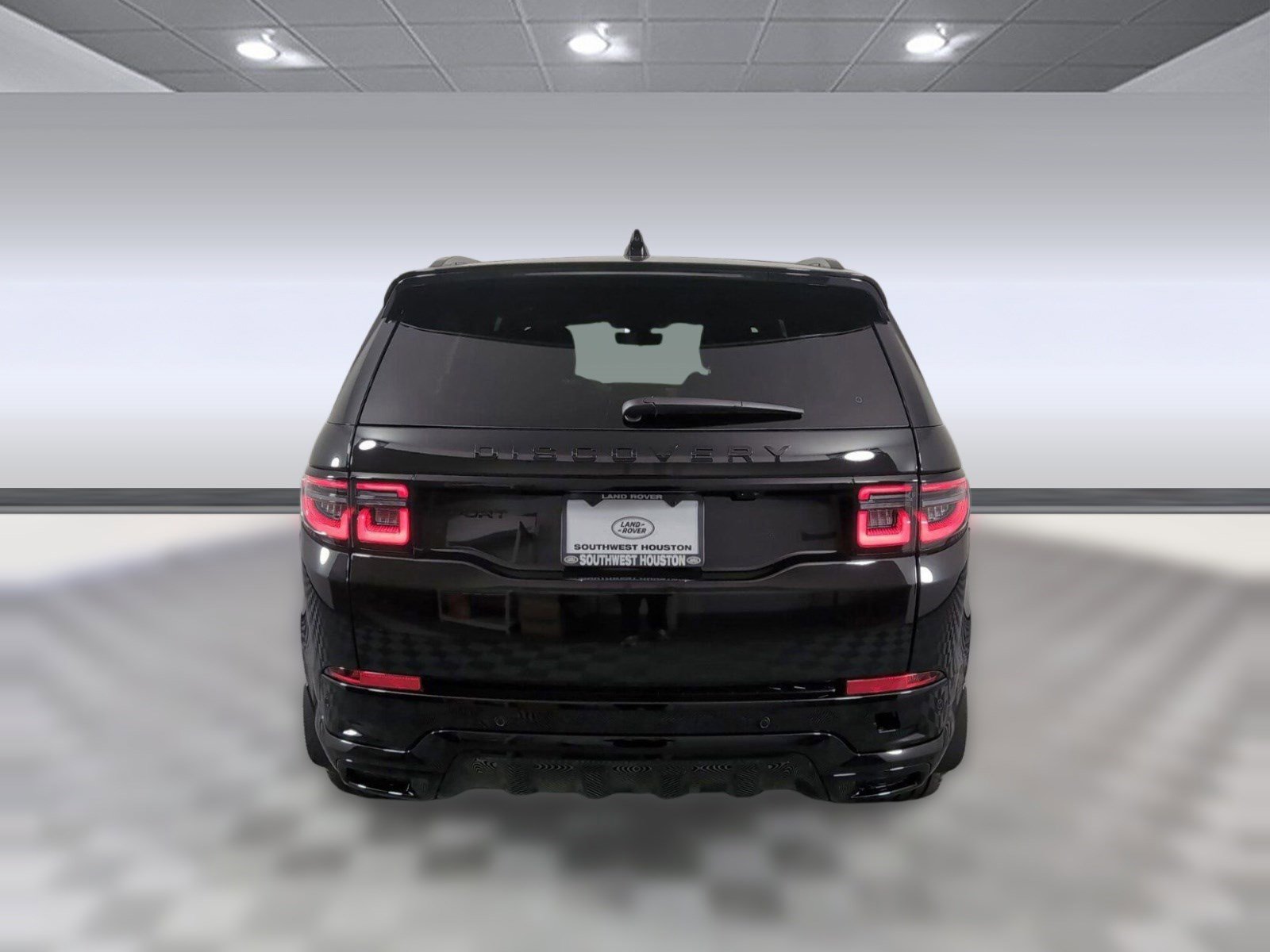 Certified 2025 Land Rover Discovery Sport Dynamic SE image 9