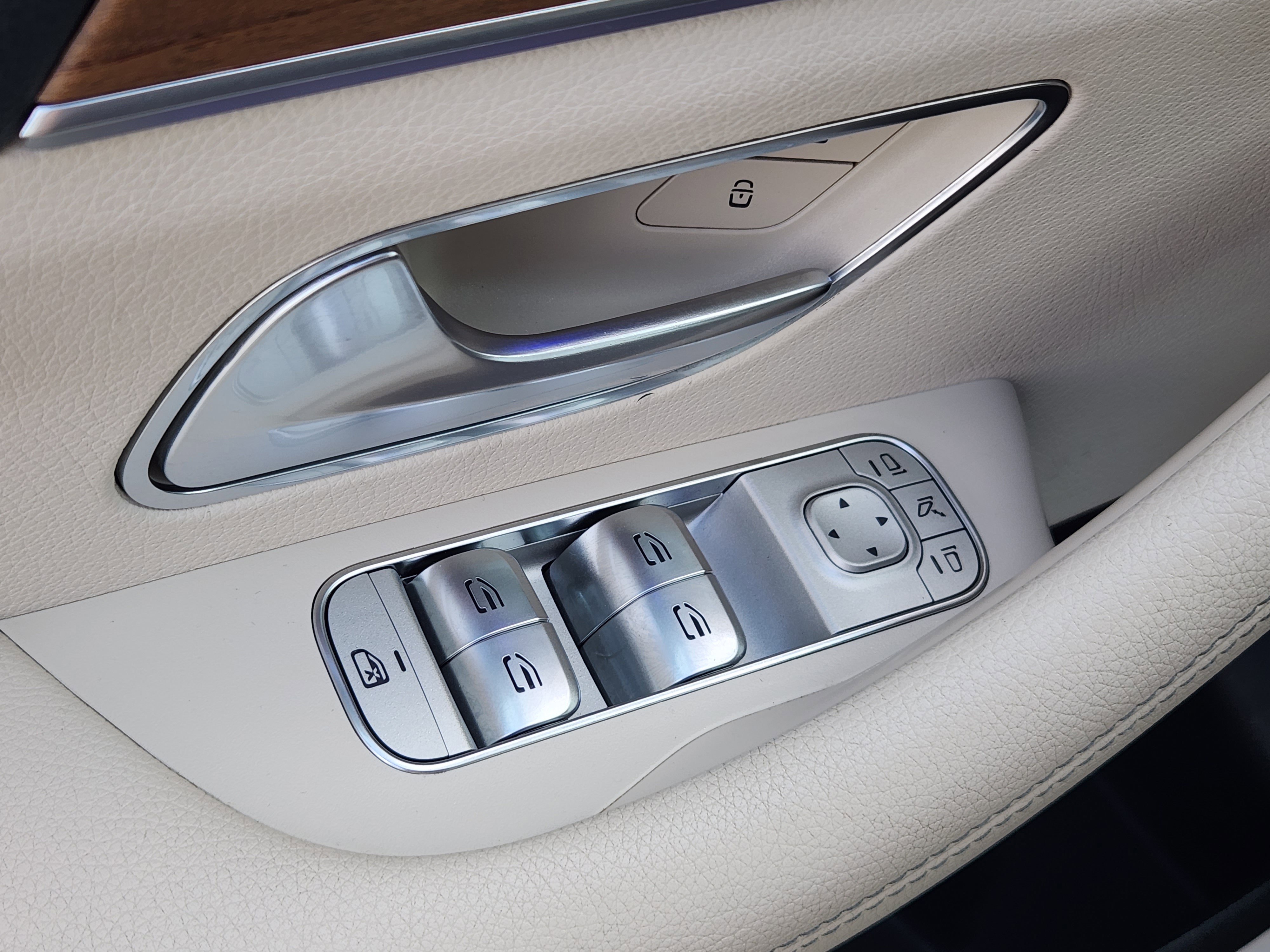 Used 2022 Mercedes-Benz GLE 350 image 22