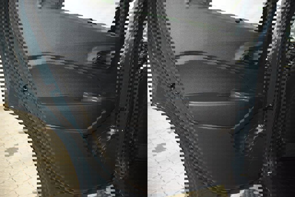 New 2026 Chevrolet Trax LT image 38