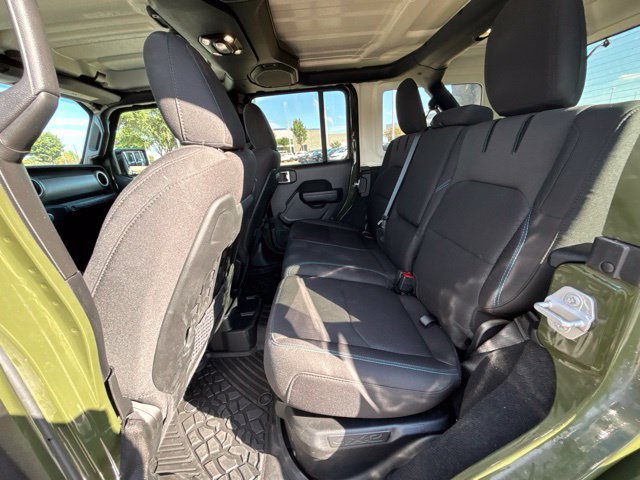 Used 2023 Jeep Wrangler Unlimited Rubicon 4xe AWD/4WD image 11