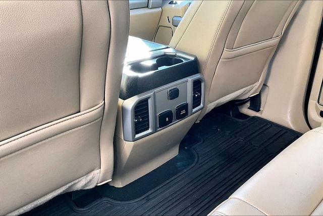 Used 2020 Ford F350 Lariat w/ Lariat Ultimate Package image 32