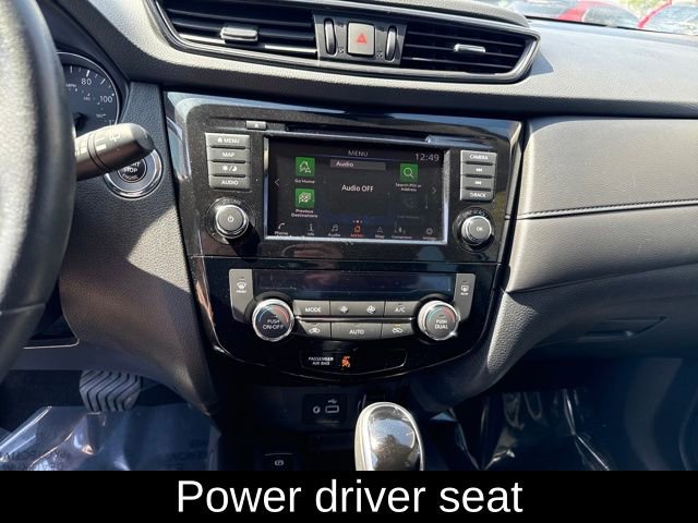 Used 2019 Nissan Rogue SV w/ Premium Package image 13