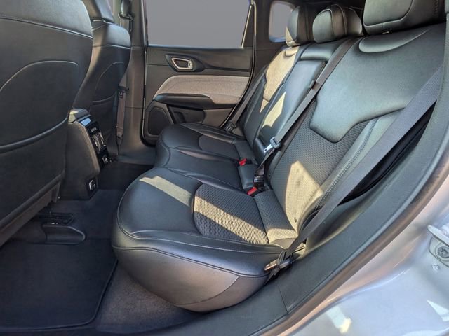 Used 2024 Jeep Compass Latitude image 15