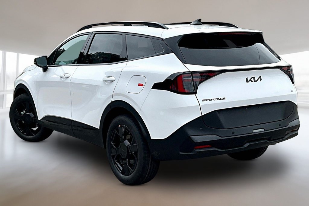 New 2026 Kia Sportage X-Line w/ X-Line Premium Package AWD/4WD image 3