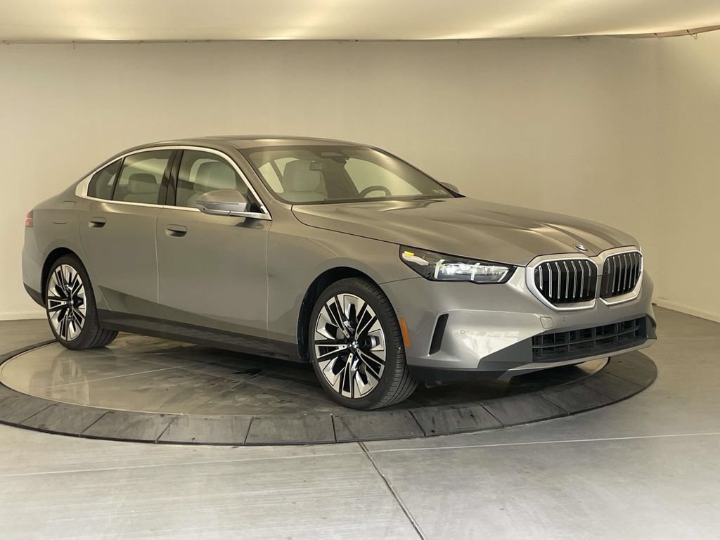New 2027 BMW 530i xDrive AWD/4WD image 7