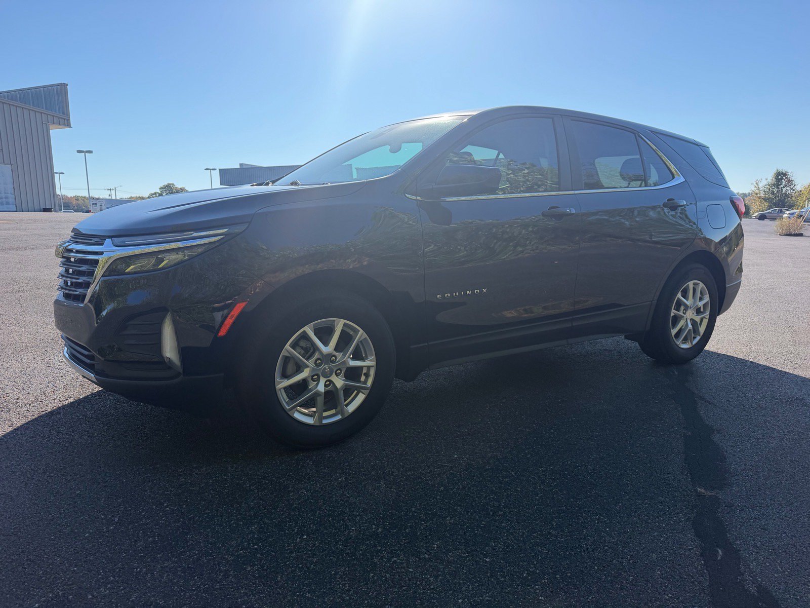 Used 2024 Chevrolet Equinox LT w/ LPO, Floor Liner Package FWD image 7