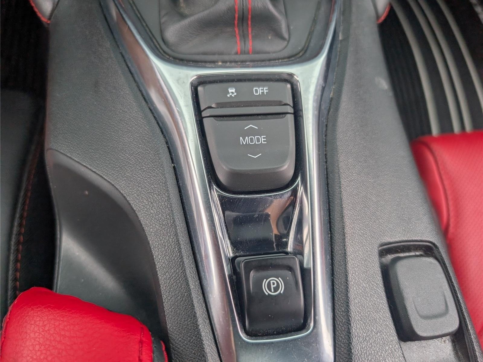 Used 2020 Chevrolet Camaro SS RWD image 26