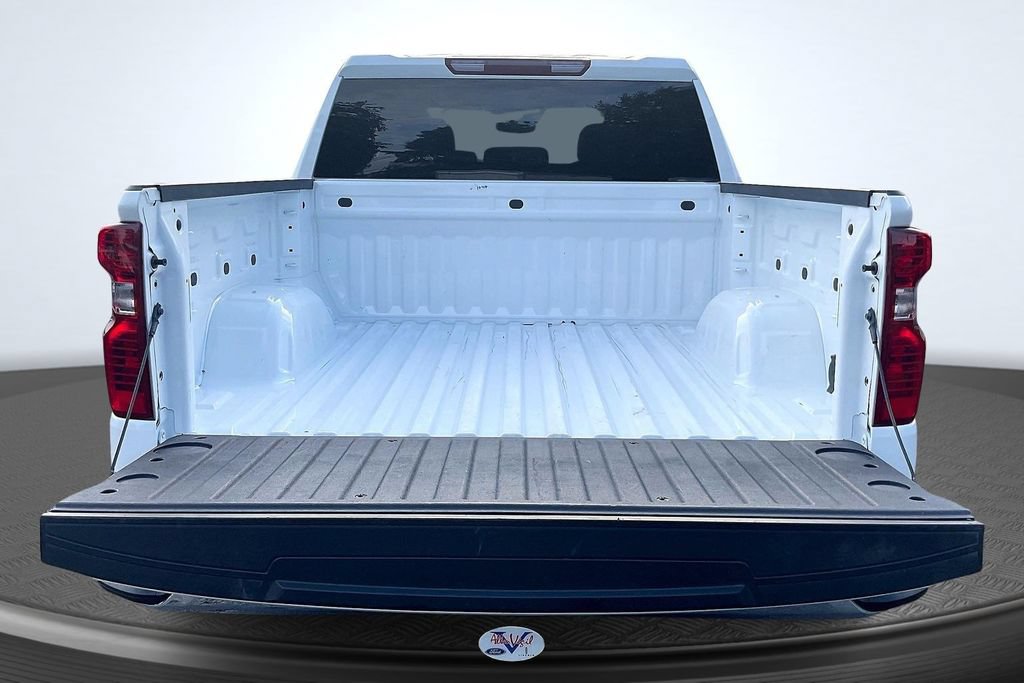 Used 2026 Chevrolet Silverado 1500 LT AWD/4WD image 9