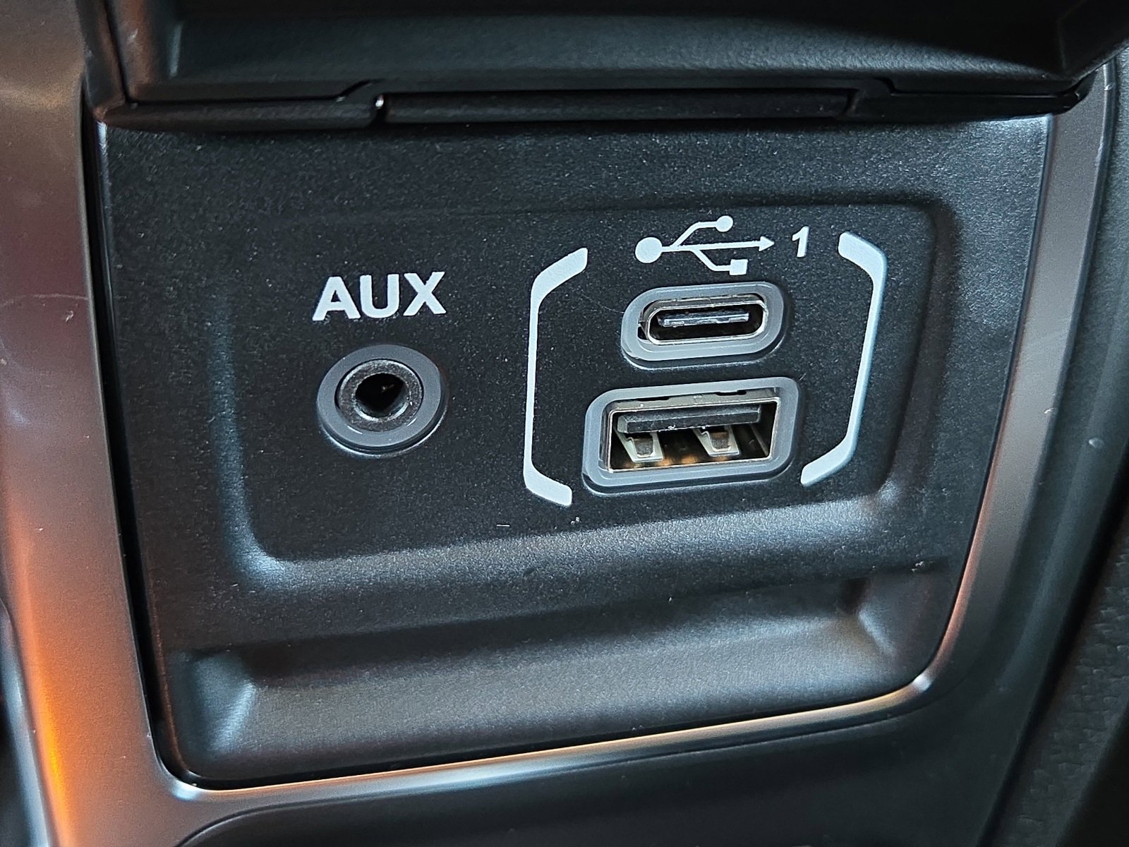 New 2026 Jeep Gladiator Mojave w/ Safety Group image 17