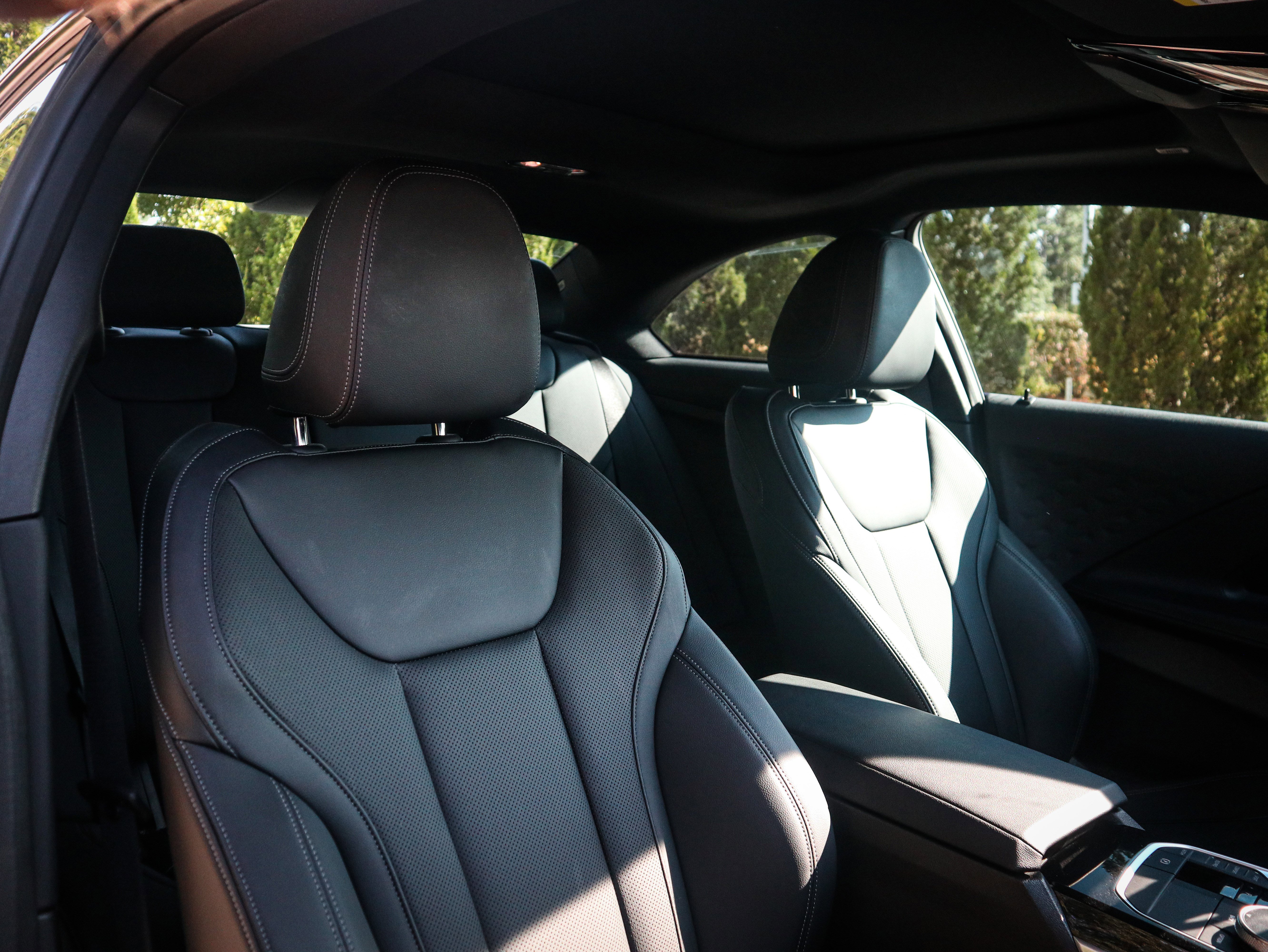 Used 2024 BMW M240i xDrive Coupe w/ Premium Enhanced Package image 33