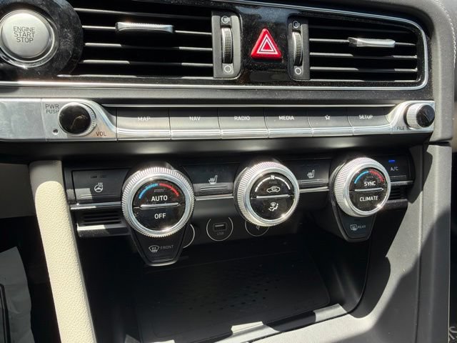 Used 2022 Genesis G70 2.0T w/ Prestige Package AWD/4WD image 25