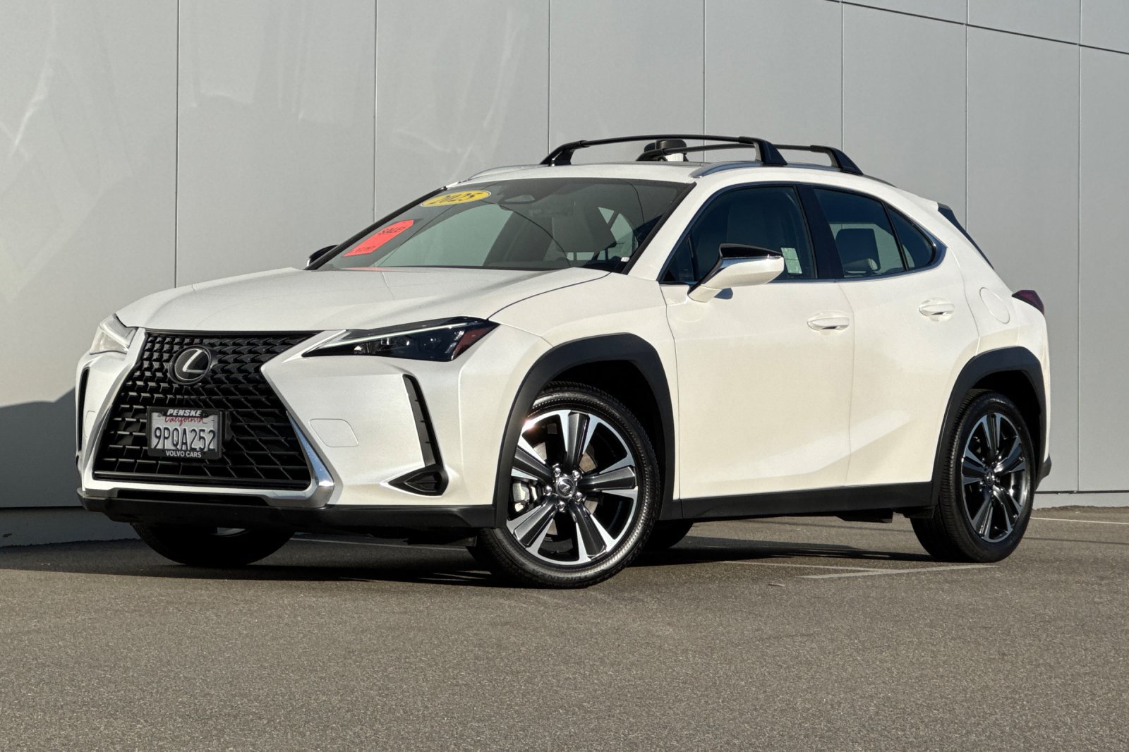 Used 2025 Lexus UX 300h FWD w/ Accessory Package (Z2)