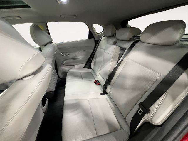 Used 2024 Hyundai Kona Limited AWD/4WD image 14