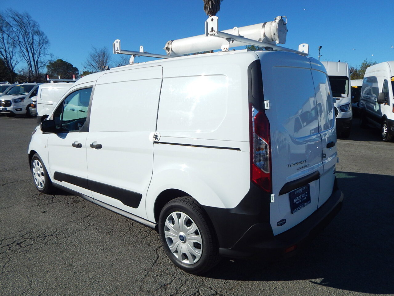 Used 2020 Ford Transit Connect XL image 6
