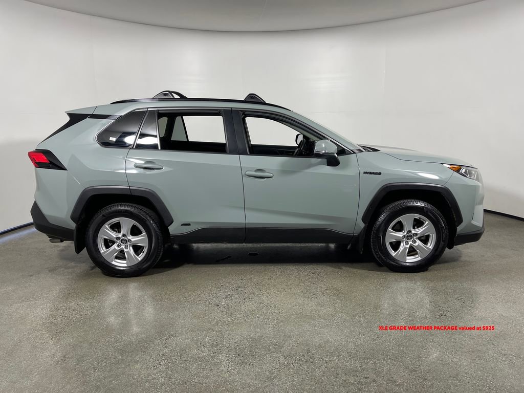 Certified 2021 Toyota RAV4 XLE w/ Convenience Package image 2