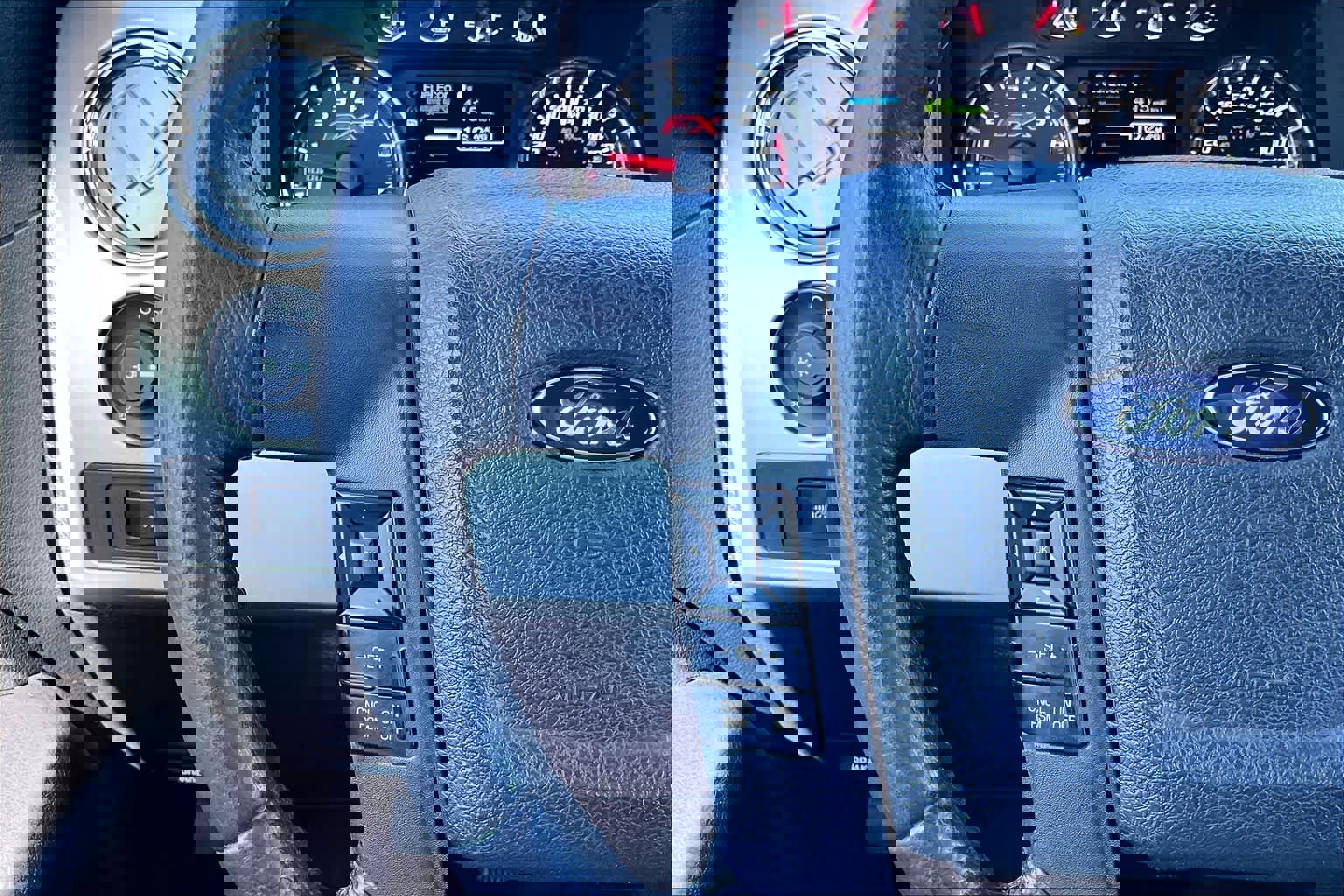 Used 2014 Ford F150 FX4 w/ Equipment Group 402A Luxury image 24