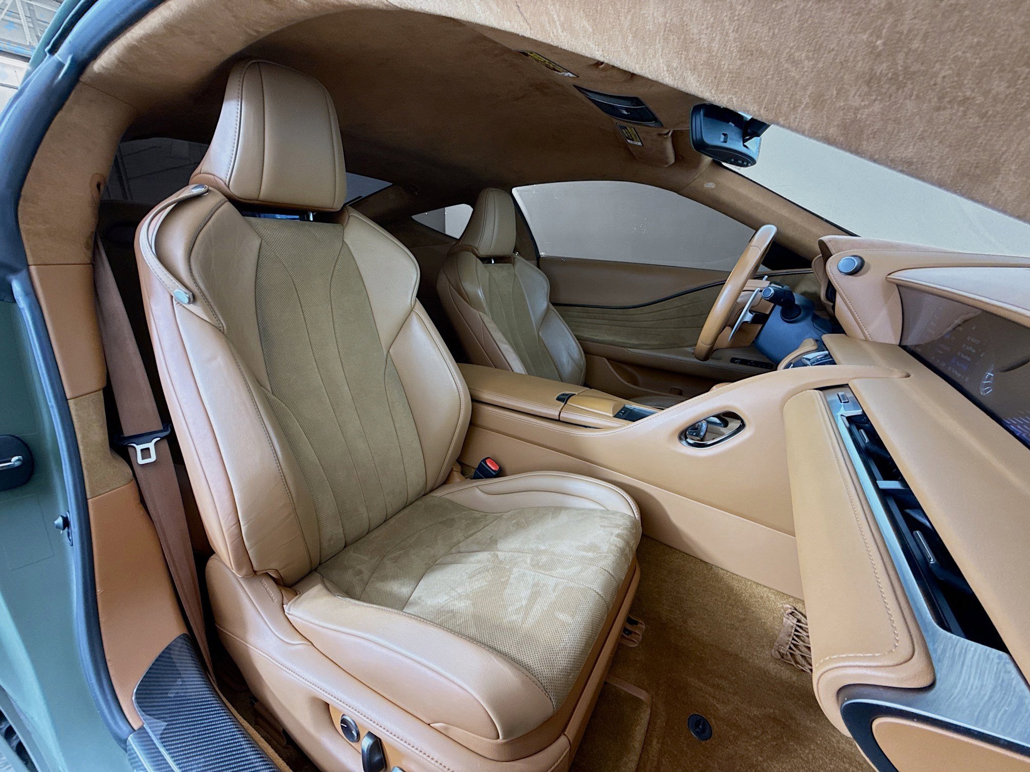 Used 2018 Lexus LC 500 Coupe w/ Performance Package image 24