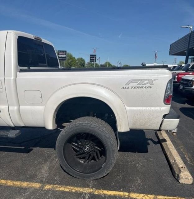 Used 2015 Ford F250 Lariat w/ Lariat Ultimate Package AWD/4WD image 14