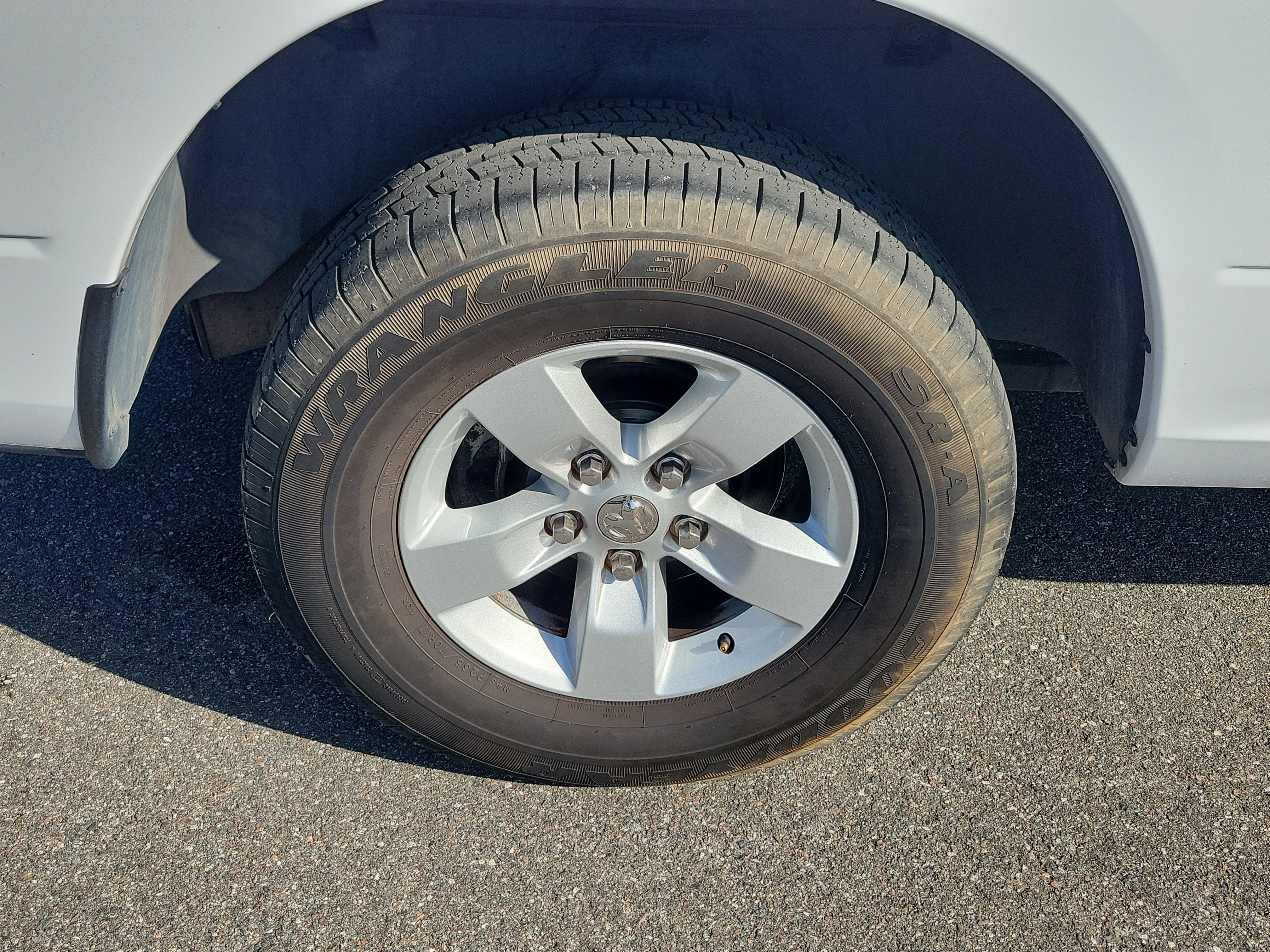 Used 2019 RAM 1500 Classic SLT image 38