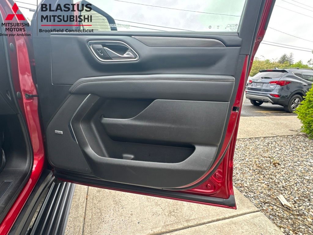 Used 2023 GMC Yukon AT4 w/ AT4 Premium Package AWD/4WD image 40