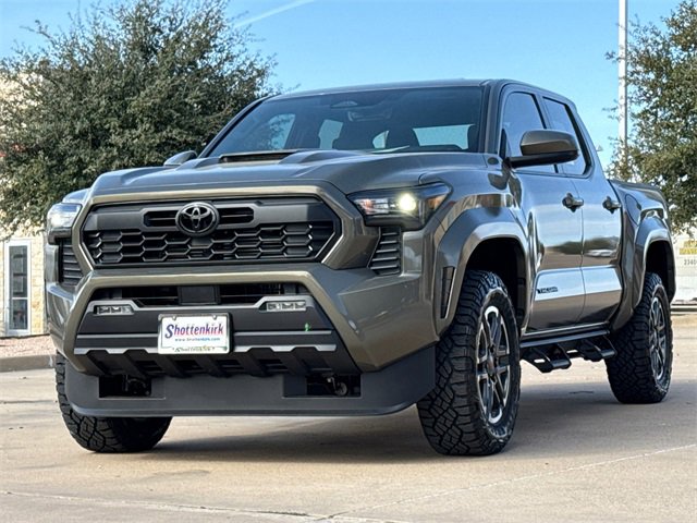 New 2026 Toyota Tacoma TRD Sport image 3