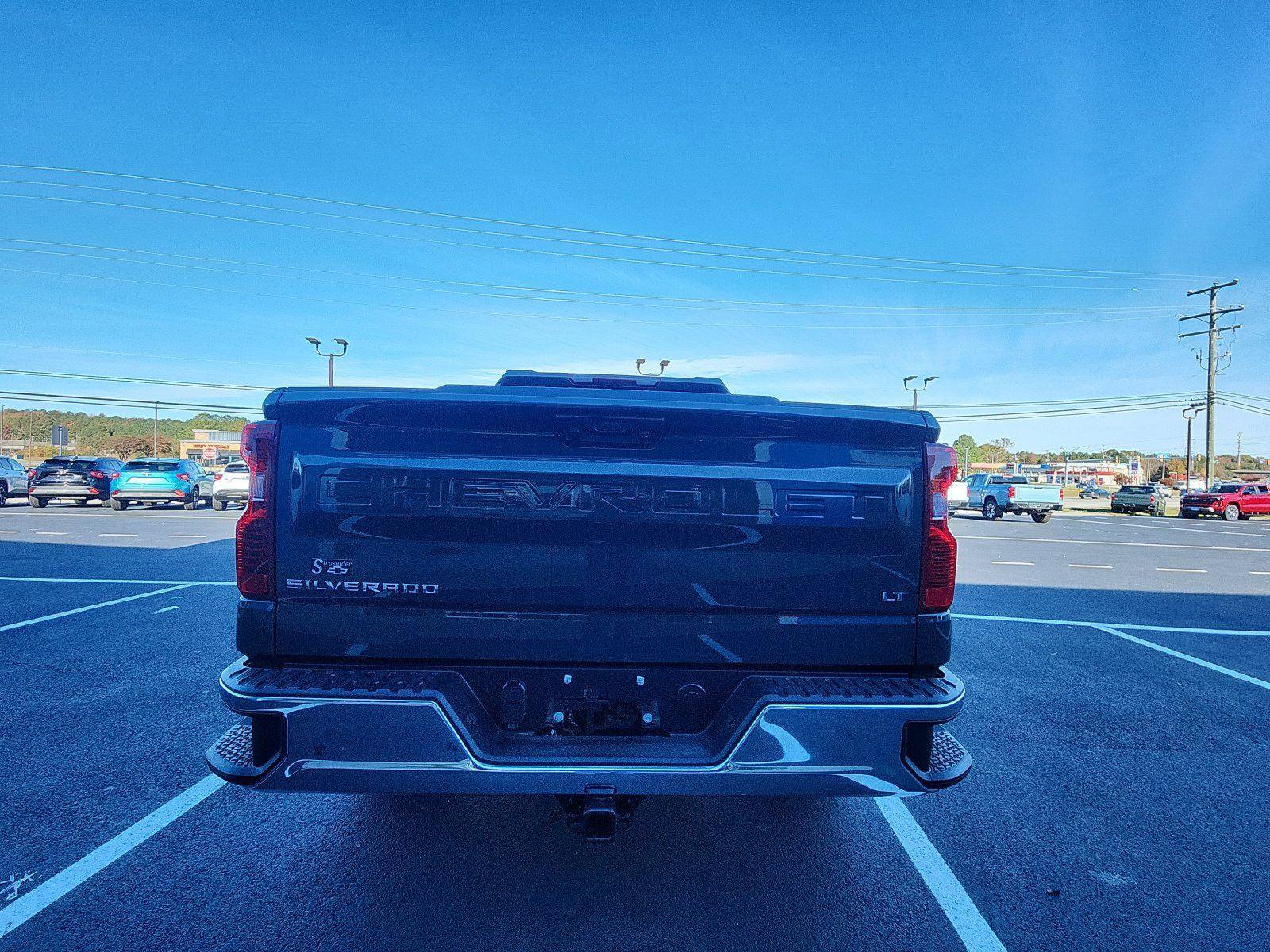 New 2025 Chevrolet Silverado 1500 LT image 4