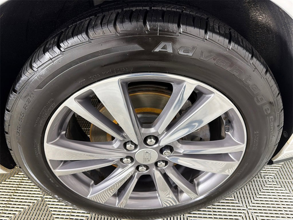 Used 2020 Cadillac XT6 Premium Luxury image 13