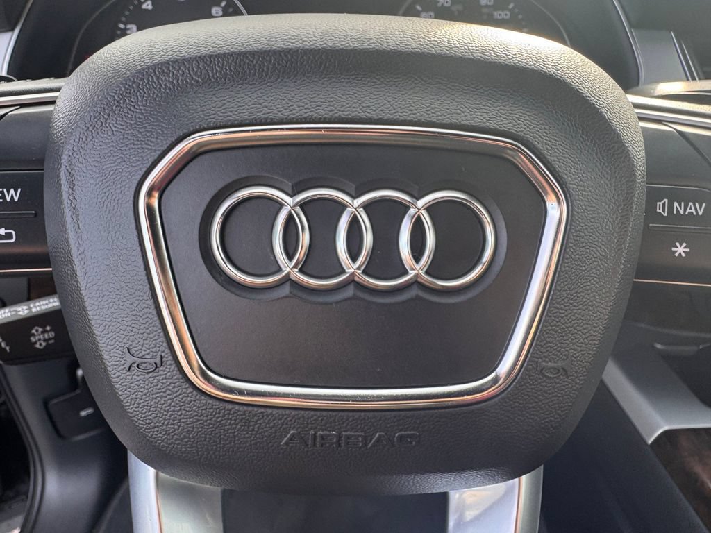 Used 2019 Audi Q7 2.0T Premium w/ Convenience Package AWD/4WD image 17