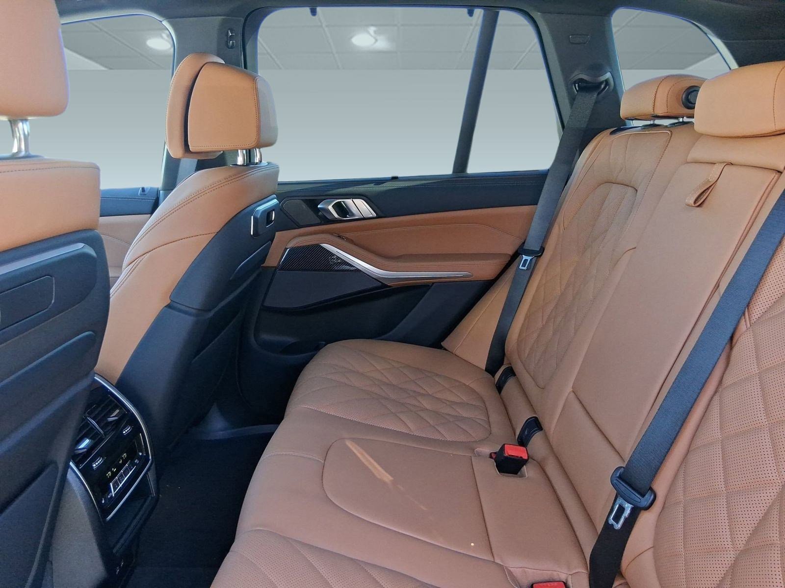 New 2026 BMW X5 M60i image 28