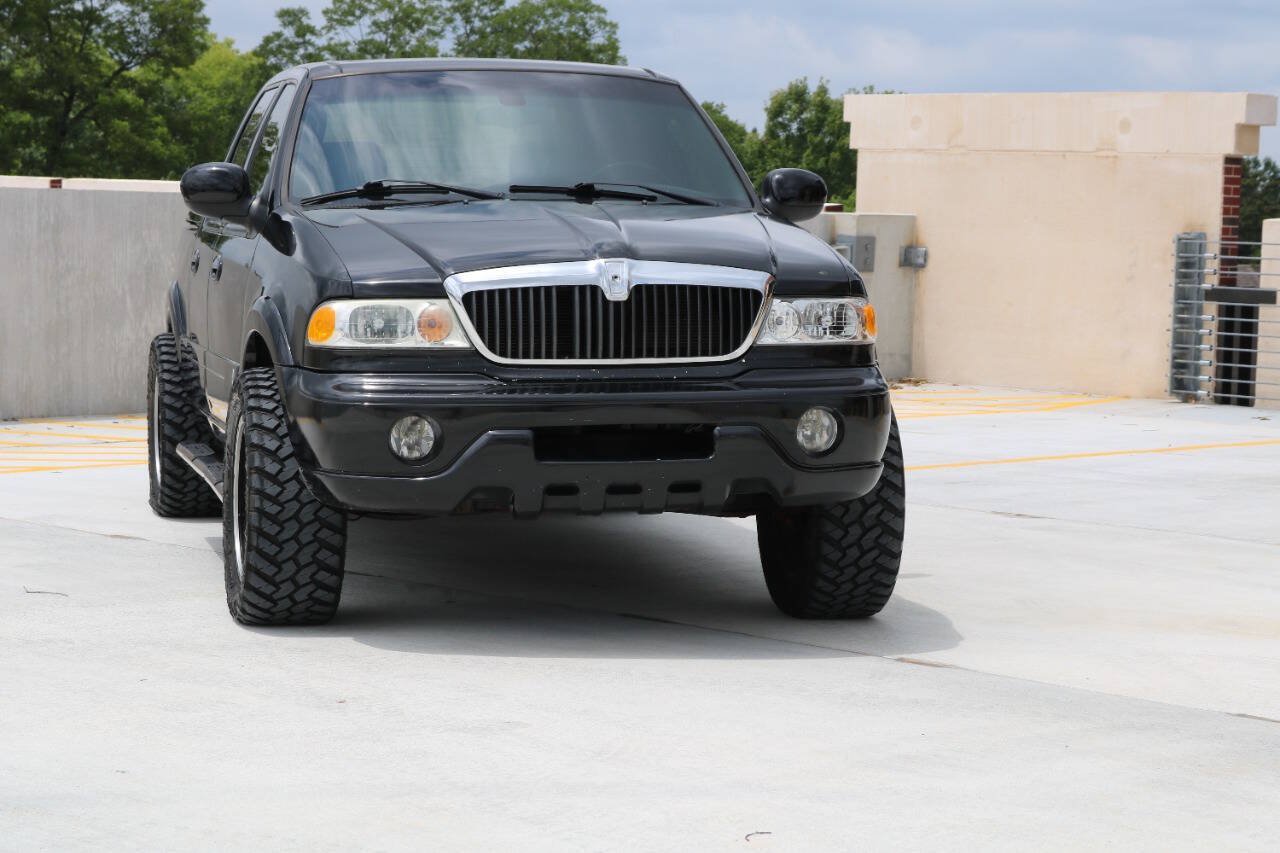 Used 2002 Lincoln Blackwood RWD image 14