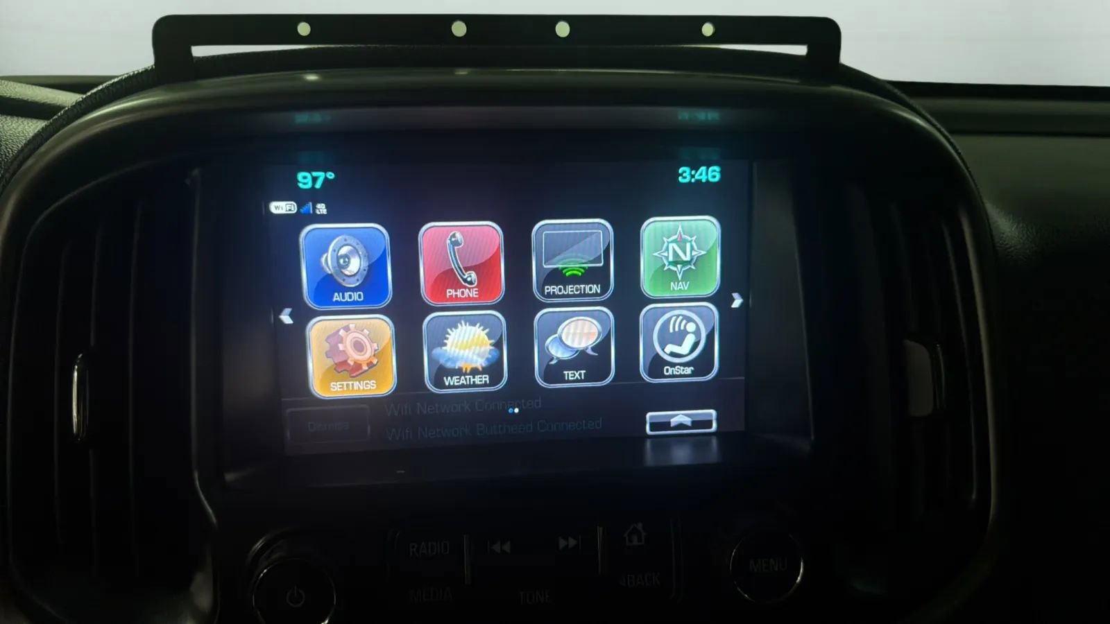 Used 2017 Chevrolet Colorado Z71 AWD/4WD image 12