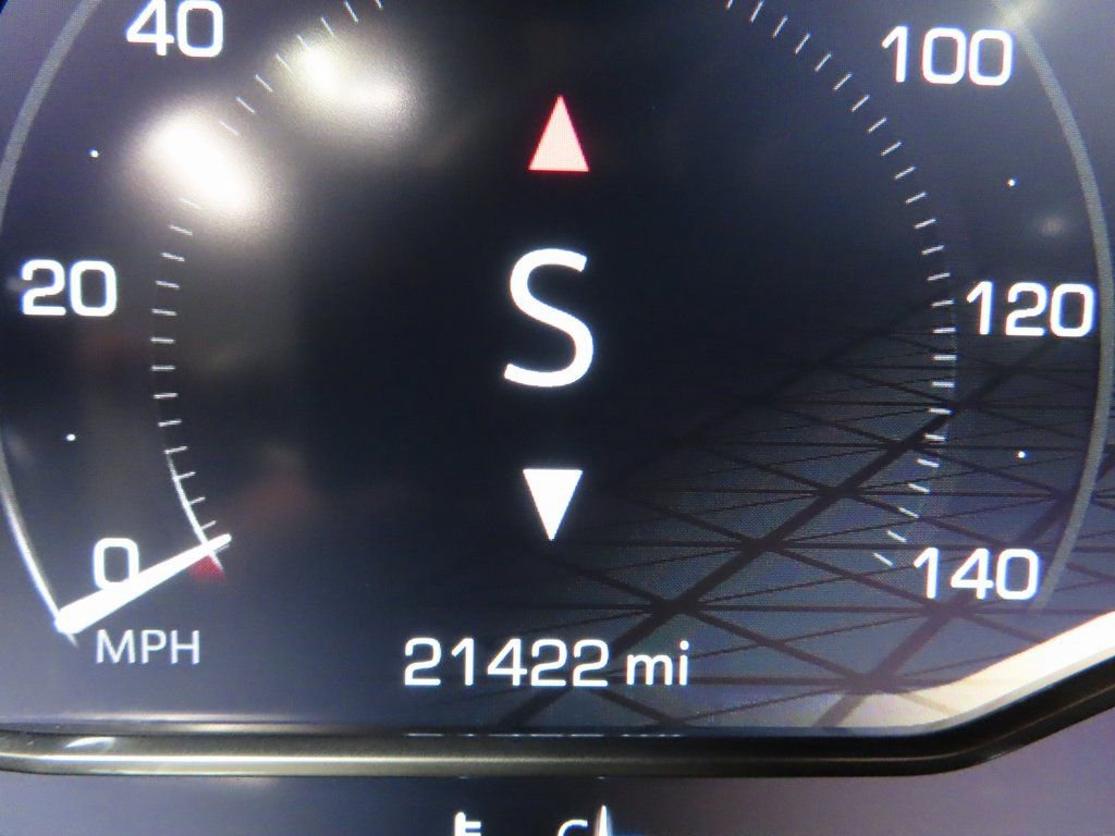 Used 2023 GMC Yukon Denali AWD/4WD image 13